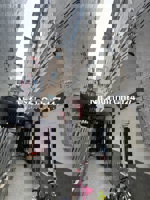 Dân xây Quan Nhân, 4 ngủ gần phố, ngõ rộng thông, mặt tiền 7m,