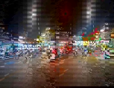 BÁN NHÀ TRÊT LẦU KINH DOANH ĐƯỜNG TRẦN QUỐC TOẢN TUYẾN ĐƯỜNG ẨM THỰC