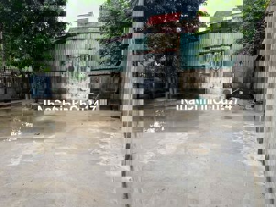 Chính chủ cấn bán đất 2 MT đường nhựa khu cư xá ximang Hà Tiên