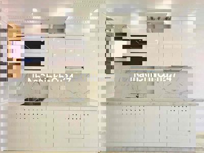 CHÍNH CHỦ! Cát Linh, 7 tầng thang máy, 10m ra phố, 45mx 7T mới đẹp