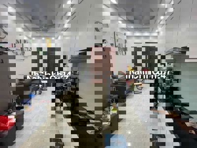 Chính chủ bán nhà riêng tại Bồ Đề, Long Biên, Hà Nội, 6,6 tỷ, 31m2