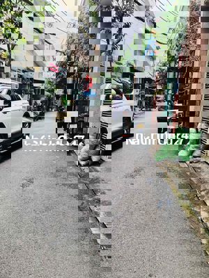 🏡HẺM XE HƠI THUẬN TIỆN ĐI CÁC QUẬN TRUNG TÂM DONG TIỀN TỐT