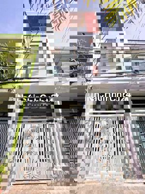 Nhà 4 Tầng Cách Biển 100 m Đẹp Chính Chủ