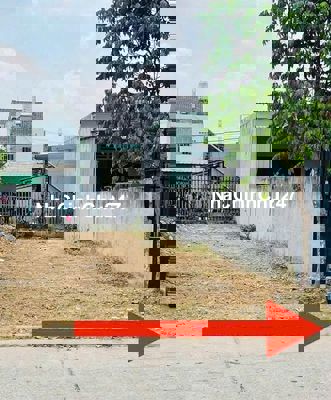 Đất ngộp chính chủ gửi bán gắp lô mặt tiền 100m2