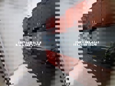 Chính chủ cần bán căn hộ Chung cư 312 Lạc Long Quân, Quận 11.