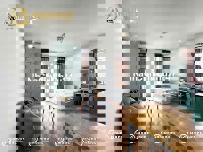 Studio ban công_cửa sổ_nhà mới_thang máy ngay vòng xoay Dân Chủ