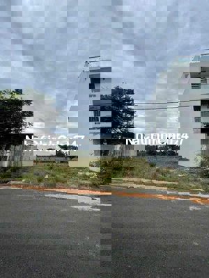 Siêu phẩm cần bán Đ. Số 6, P6, Tân An, Long An 154,8m2 - 622tr SHR