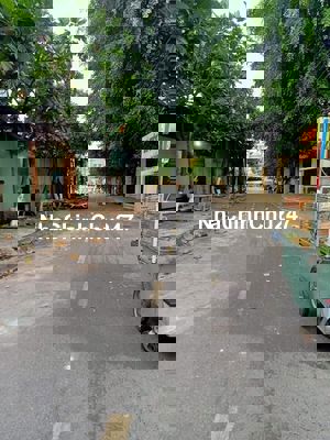 Cần bán gấp lô đất khu tên lữa  gần siêu thị AEON 10x20m giá 22.3 tỷ