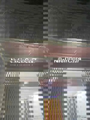 Bán nhà 4x15m, 1 lầu, hẻm 3m, cách Trường Chinh 100m, TTN, Q12