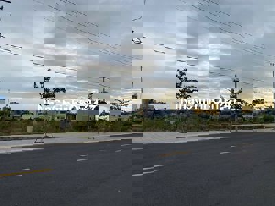 Chủ ngộp cắt lỗ bán đất sát đường Lê Đại Hành,  TP Bà Rịa 108 m2/ 2ty6