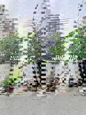 Bán Đất Mặt Tiền Đường Số 4,9x18 - Chỉ 176Tr/m2 Q7