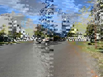 Bán nền 5x25 hướng Tây Bắc đường D5 trục chính dự án chỉ 100tr/m TL