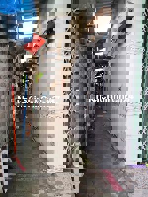 Bán nhà trệt lầu với 5 phòng trọ trục chính hẻm 3-4 NVC, giá bán 4 tỷ