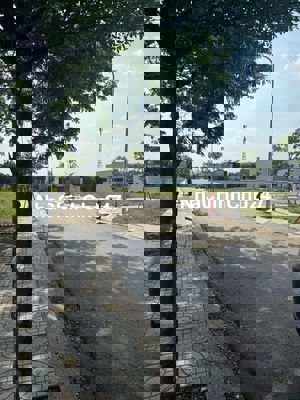 TT HANH CHÍNH, 3KM BẾN CÁC NHỰA 16 m, KCN LIỀN KỀ , hơn 800