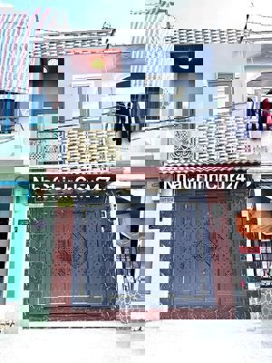 Chính chủ bán nhà mới xây kiên cố.Pháp lý cực chuẩn,khu an ninh tại Q7