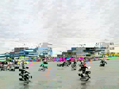 Cần Bán Lô Góc 3 Mặt Tiền Phường 6 Tân An , Sát AEON TÂN AN