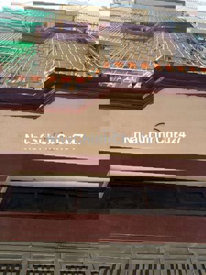 Cần bán nhà phân lô quân đội ô tô vào nhà