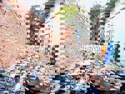 Bán lô đất kiệt 136 Thái Thị Bôi - Thanh Khê, Cách Đường 50.m. Chỉ từ