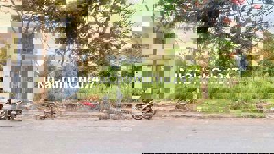 Ông chú gửi bán lô MTđ Nguyễn Văn Long,Quy Đức,B.Chánh,DT 100m3,SHR