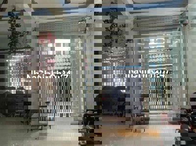 Chính chủ cần bán CHDV hẻm 160B Vườn Lài