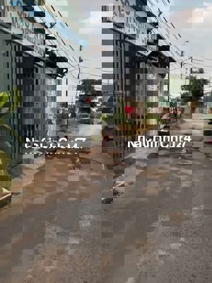 Chính chủ cần bán gấp căn nhà 1 trệt 1 lầu ở Vĩnh Lộc, Bình Chánh