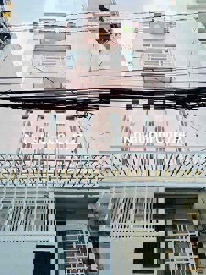 Nhà cực hiếm- chính chủ giảm 100 triệu- trung tâm Quận 10 ,Đường 3/2-