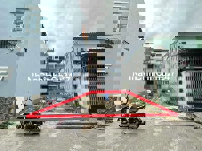 Đất 7*12m2. Ngay đường số 9 với phạm văn đồng. Giá 6 tỷ hơn