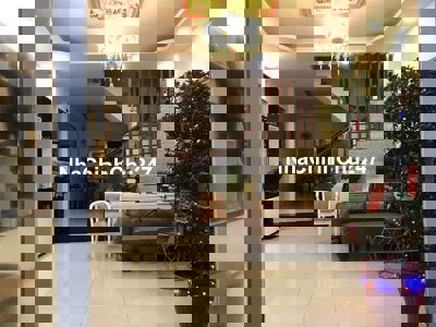 Chính chủ cần bán nhà biệt thự cát lái quận 2 giá rẻ