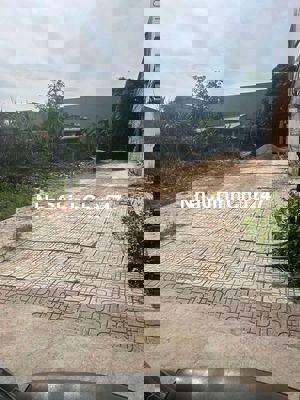 Chính chủ bán lô đất mặt tiền rộng hơn 200m2 nở hậu 9m5