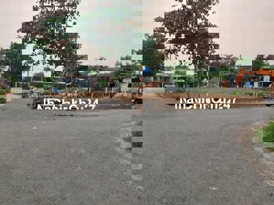 CHỦ CẦN TIỀN BÁN GẤP LÔ ĐẤT 2MT ĐƯỜNG NHỰA XÃ PHẠM VĂN CỘI