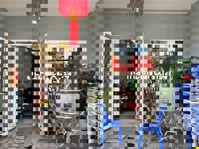 Chính chủ bán nhà phố Mega Village Khang Điền 5x15m. Nội thất cơ bản