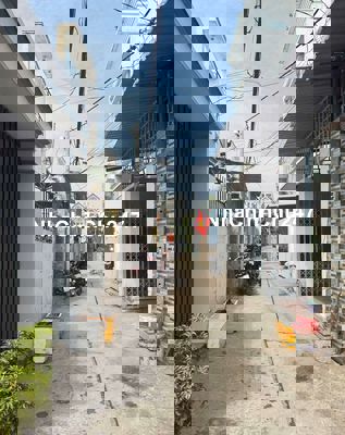 Bán đất sổ hồng riêng gần ngã tư ga