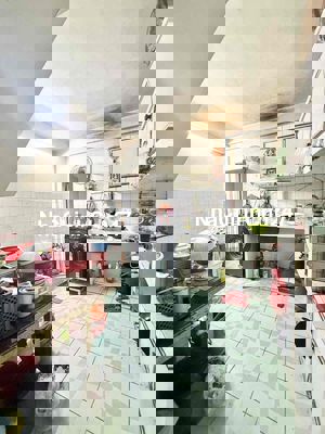 chủ nhà định cư bán nhà giá rẻ khu vực