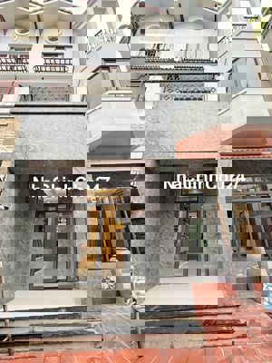 Biệt thự thiết kế đẹp 4 tầng 8x24 KDC Nam Long Trần Trọng Cung Q7