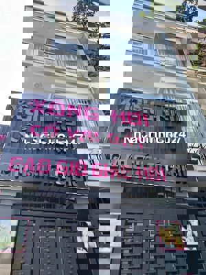 Bán nhà mới đẹp 3 lầu- 75m2 ( 6x13)- 4PN,4WC- Chỉ: 5.55 tỷ- Hxh- HBC