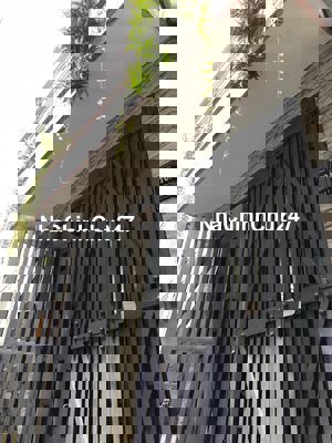 Nhà chính chủ, thoáng mát, an ninh, gần Etown, gần sân bay