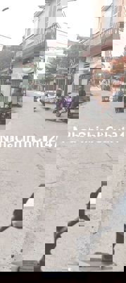 Đất thổ cư ngõ ô tô giá tốt tiềm năng sinh lời cao. Sổ hồng chính chủ