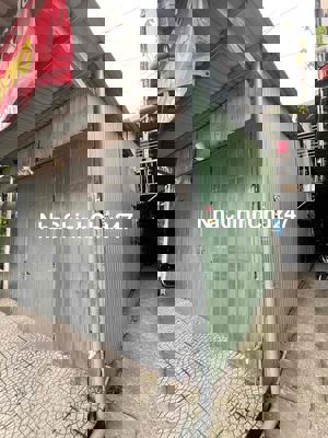 Nhà mặt tiền 162m2, 2 phòng ngủ, đường số 10 sau lưng chợ ĐM Hóc Môn