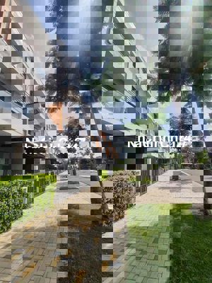 Chính Chủ Cần Tiền Bán Gấp căn Nhà Phố 4.5 Tầng