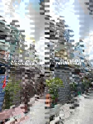 bán gấp nhà 72m2. 4 tầng.1/. đ/số 8. BHHB. Bình Tân