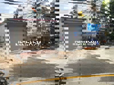 Bán nhà Mặt Tiền Đường 102 Lã Xuân Oai , P.TNPA , Quận 9 _ 3PN