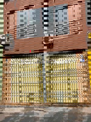 CẦN BÁN NHÀ MẶT PHỐ SỐ 47 PHỐ LỤA