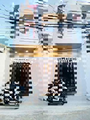 Chính Chủ Bán Nhà 3 Tầng Full Nội Thất , Cách Đg Dũng Sĩ Thanh Khê 20m