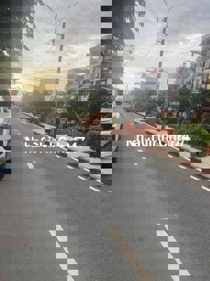 Chủ kẹt bán gấp MTNB Quách Đình Bảo. 8 x 18m.  Nhà 3 tấm