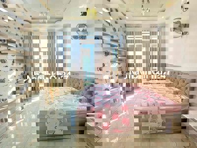 CHÍNH CHỦ STUDIO BANCOL THIẾT KẾ HIỆN ĐẠI, DỌN VALI VÀO LÀ Ở