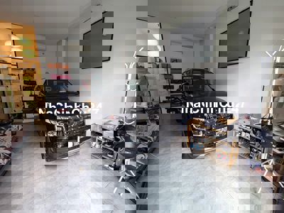 Nhà chính chủ P.14 Quận 11, Xe hơi vào thẳng (D 12.75, R 4.3)