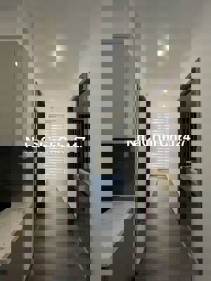 Chính chủ cần bán căn hộ 2PN +(2WC) 74m2 Tonkin 2 full nội thất mới