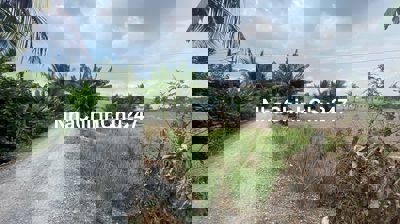 NGỘP HẠ GIÁ BÁN GẤP 2.888M2 đường xe tải xã Tân Nhựt