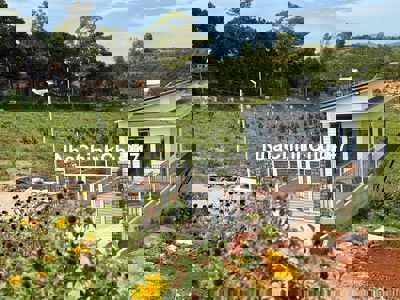 Cần bán lô đất vườn cách đường nhựa DH 93 100m giá 550 triệu