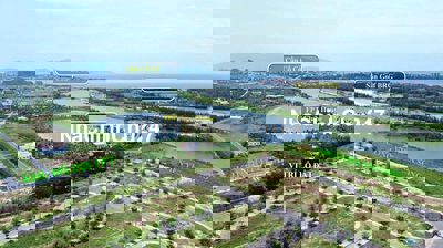 Khu đô thị số 4: dt 90m2, sát vách FPT, gần sông Cổ Cò.